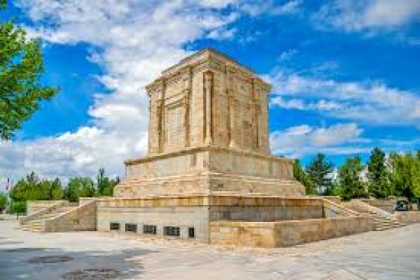 آرامگاه فردوسی