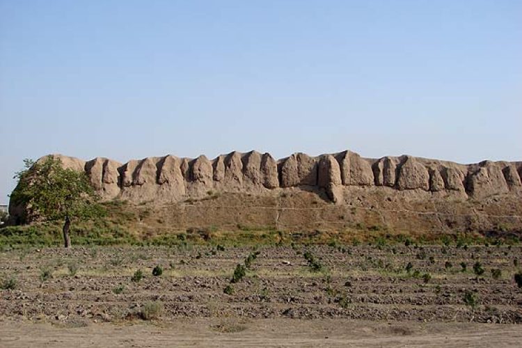 دورنمای_قلعه_گبری_ری