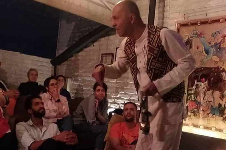 عمو کورش کافه غولی