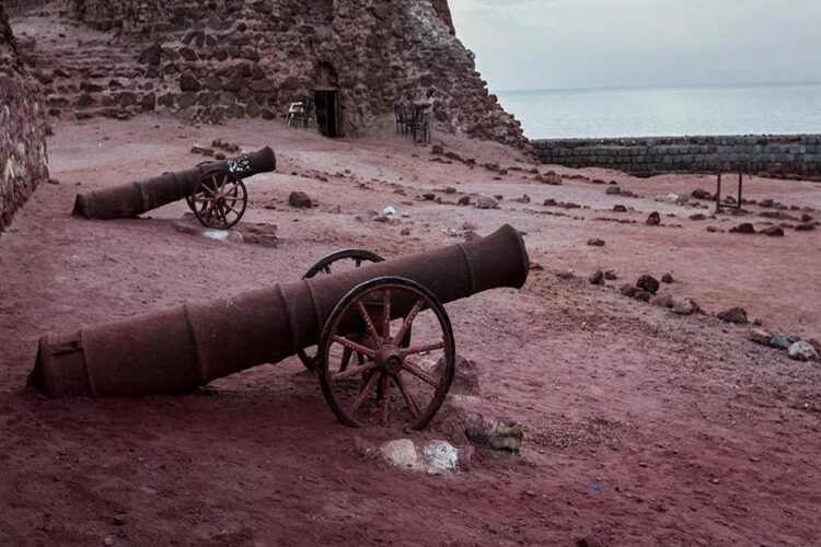 قلعه-پرتغالی-ها